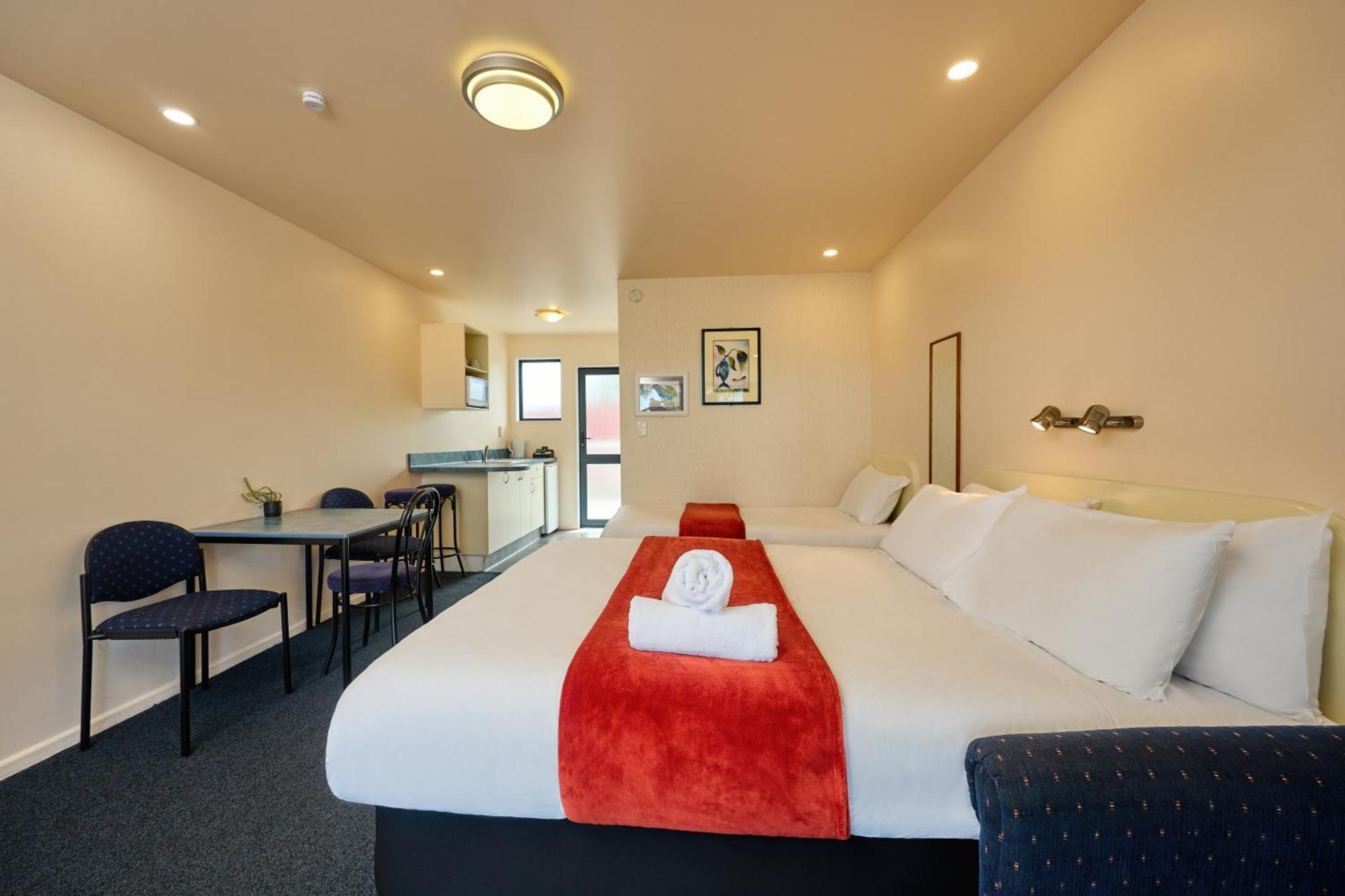 Mediterranean Motel Кайкура Екстериор снимка